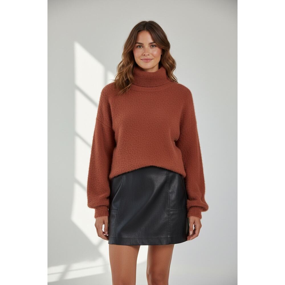 4SI3NNA Brown Crop Turtleneck Sweater Fuzzy Texture Long Sleeve M NWT